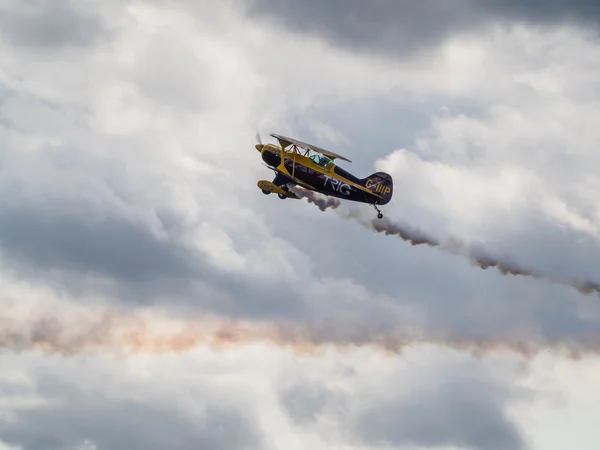 The Trig Aerobatic Team flying over Biggin Hill airport — Stock Photo, Image