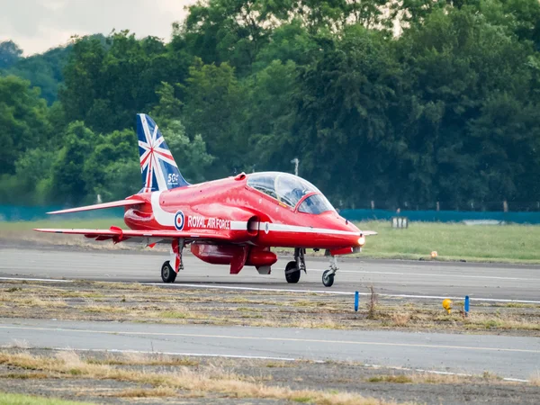 Red Arrows exibir equipe 50th aniversário no aeroporto de Biggin Hill — Fotografia de Stock