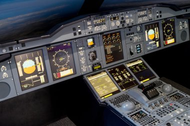 Airbus A-380-800 flight simulator
