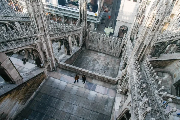 Detail of the skyline of the Duomo in Milan — Stock Photo, Image