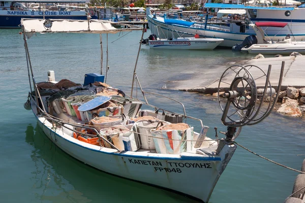 Fishing boat in the harbour at Latchi in Cyprus — Stock Photo, Image