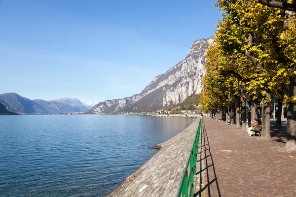 Vista do Lago de Como de Lecco — Fotografia de Stock