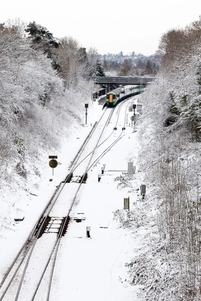East Grinstead istasyonda tren