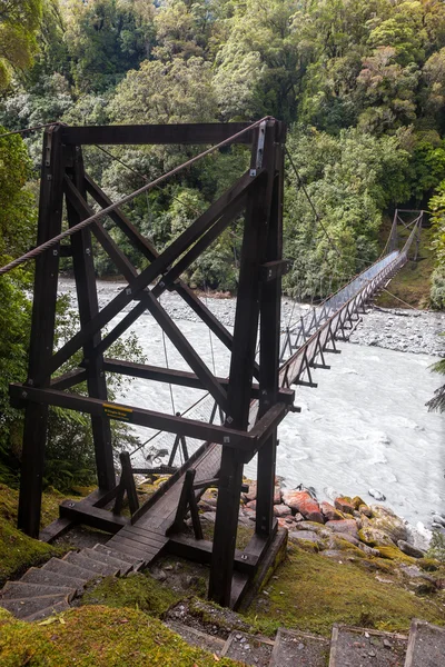 Pont tournant Douglas au glacier Fox à Westland Tai Poutini Nati — Photo