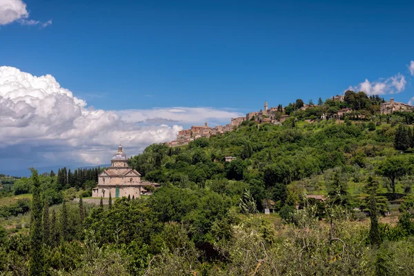 Utsikt över san biagio kyrkan Toscana — Stockfoto