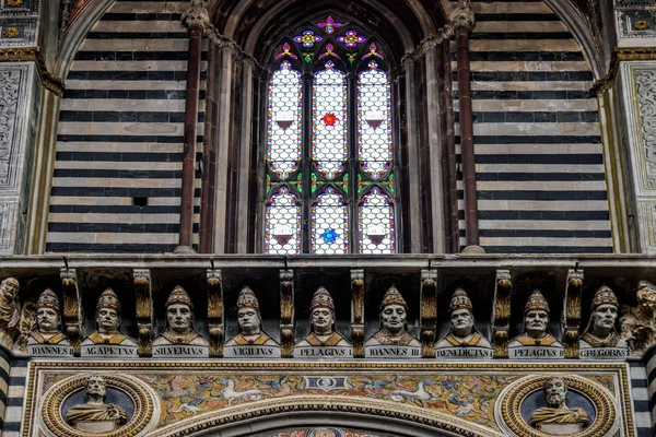 Innenansicht der Kathedrale von Siena — Stockfoto