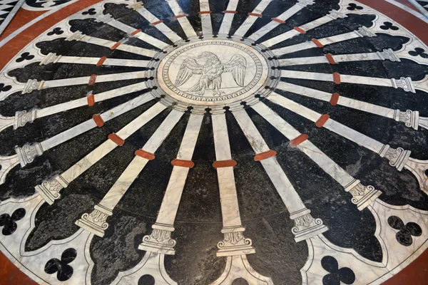 Vista interior de la Catedral de Siena — Foto de Stock