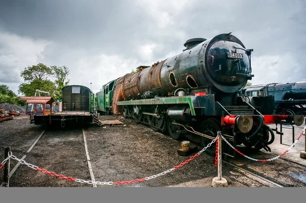 サー ・ アーチボルド シンクレアズ火袋シェフィールド パーク駅で交換の必要 — ストック写真