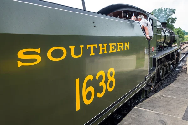 Locomotiva da classe U na estação de Sheffield Park — Fotografia de Stock