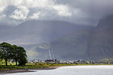 CORPACH, SCOTLAND, İngiltere - 19 Mayıs 2011 'de İskoçya' daki Corpach köyünün görüntüsü