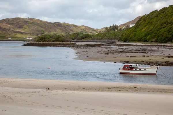 Morar Estuary Scottish Highlands Reino Unido Mayo Tboat Amarrado Morar —  Fotos de Stock