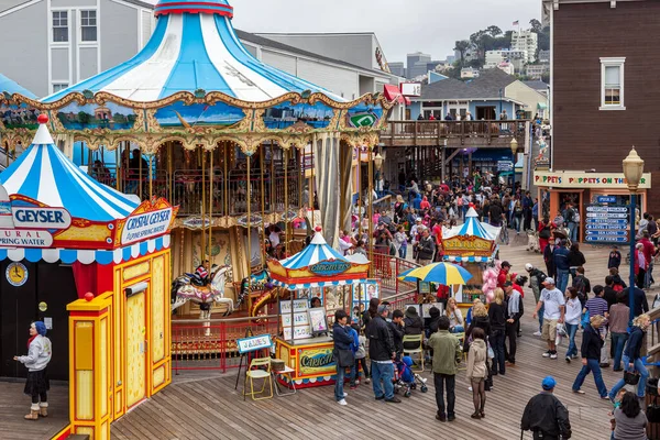 San Francisco California Usa Agosto Persone Divertono Pier San Francisco — Foto Stock