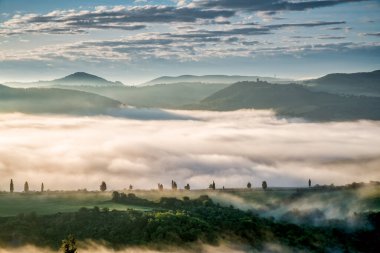Puslu vadi, Tuscany 'deki Val d' Orcia 'da gün doğumunda.