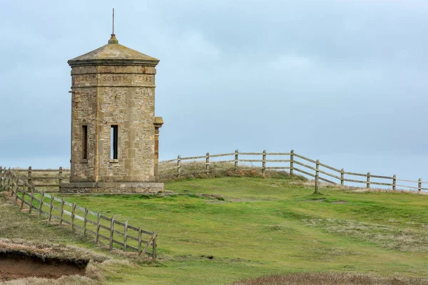 Bude Cornwall Velká Británie Srpna 2013 Kompasová Věž Vrcholu Útesu — Stock fotografie