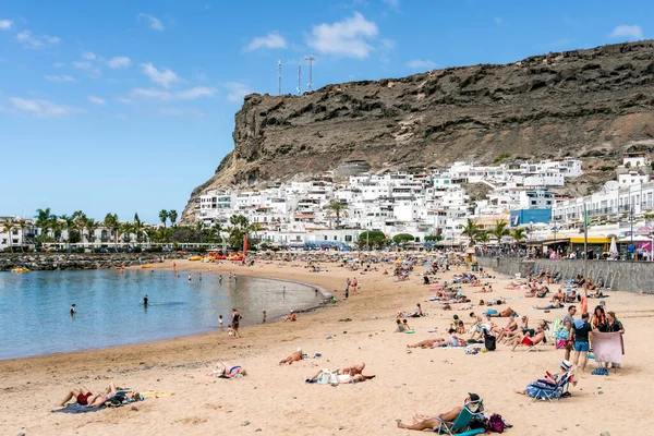 Puerto Mogan Gran Canaria Canary Island 3月7 2022年3月7日にプエルトデモガングランカナリアのビーチの景色 未確認の人 — ストック写真