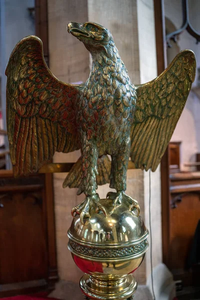 East Grinstead West Sussex March Decorative Brass Eagle Lectern Swithuns — 图库照片