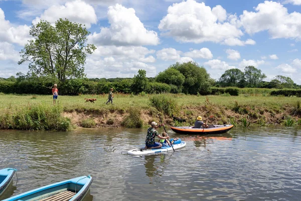 Barcombe East Sussex Velká Británie Června 2022 Loď Kotvící Hospodou — Stock fotografie