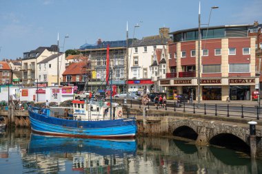 Scarborough, Kuzey Yorkshire 'da 18 Temmuz 2022' de, 18 Temmuz 2022 'de deniz manzarası. Tanımlanamayan kişiler