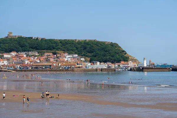 Scarborough North Yorkshire July View Sea Front Scarborough North Yorkshire — ストック写真