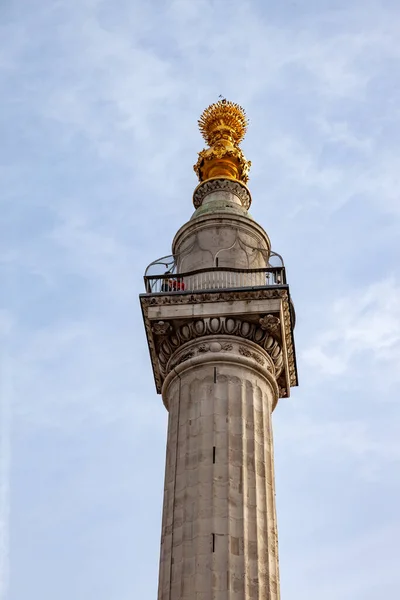 London November Top Monument Tower London November 2012 Two Unidentified — Stockfoto