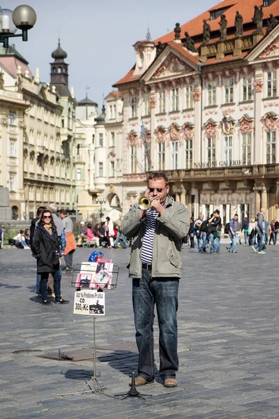 Élő Zene Prágai Óváros Téren — Stock Fotó