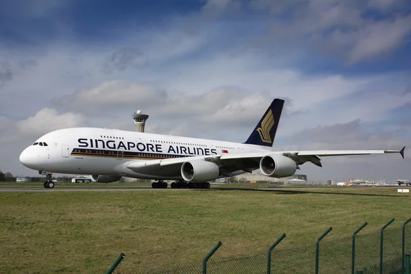 A380 Singapore Airlines — стоковое фото