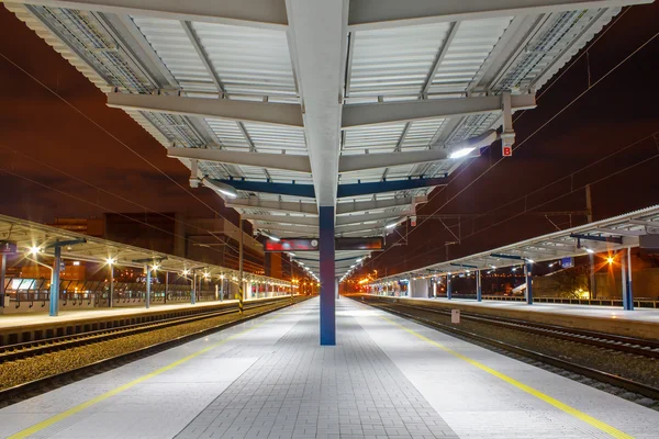 Järnvägsstation — Stockfoto