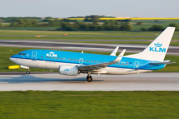 B737 KLM — Stock Photo, Image