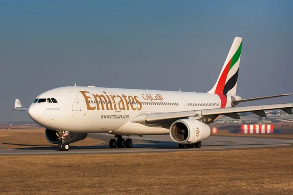 A330 Emirates — Stockfoto