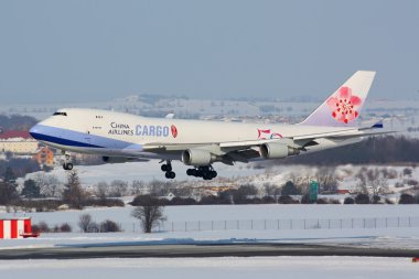 B747