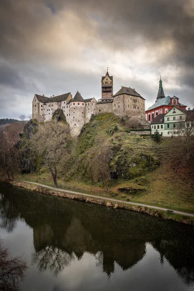 Loket Castle Castelo Estilo Gótico Século Xii Cerca Karlovy Vary — Fotografia de Stock