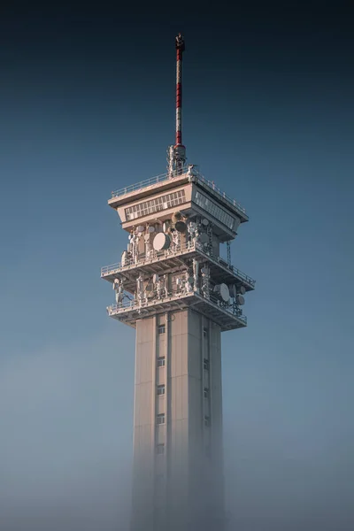 Broadcast Tower Dominerande Klinovec Hill — Stockfoto