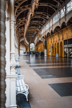 MARIANSKE LAZNE, CZECH REPUBLIC - 27 Eylül: Marienbad Çek Cumhuriyeti 'nin Karlovy Vary Bölgesi' nin Cheb Bölgesi 'nde bir kaplıca kasabasıdır. Yaklaşık 12.000 nüfusu var..