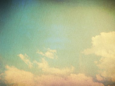 Bulutlu gökyüzünün retro resmi