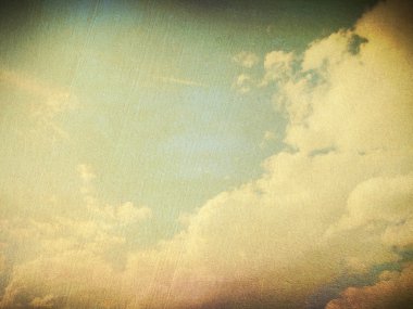 Bulutlu gökyüzünün retro resmi