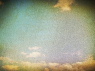 Bulutlu gökyüzünün retro resmi