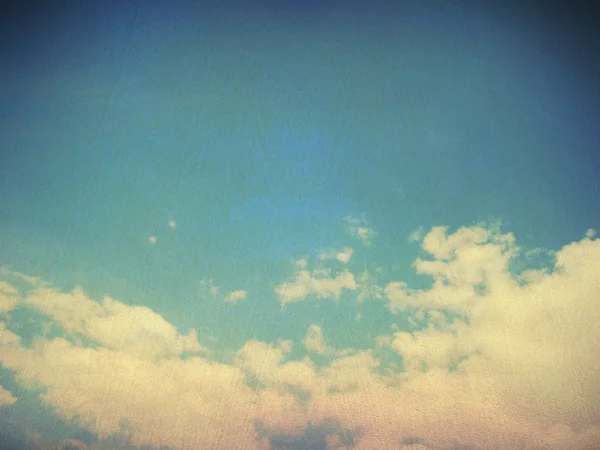 구름낀 하늘의 역반 사진 — 스톡 사진