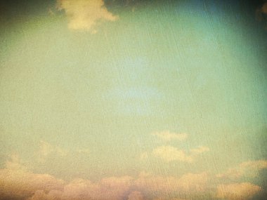 Bulutlu gökyüzünün retro resmi