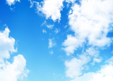 Küçük bulutlu mavi gökyüzü arkaplanı