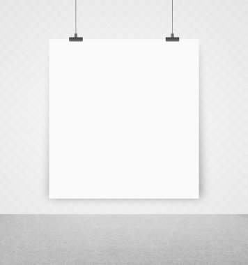 bir duvarda beyaz poster