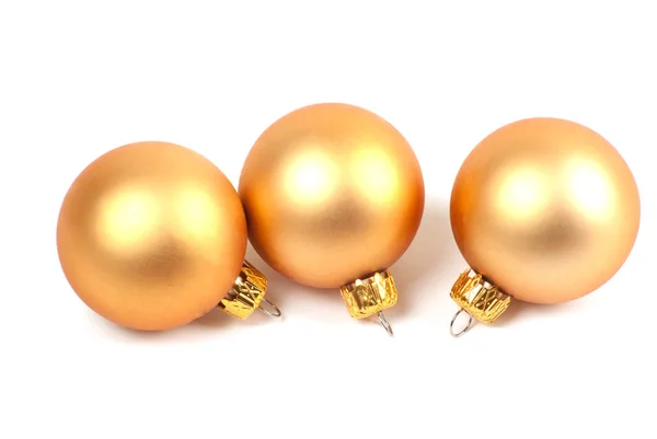 Золотий нудний різдвяний м'яч — стокове фото