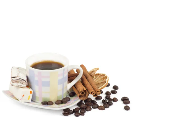 杯咖啡，在白色背景上的成分 — 图库照片