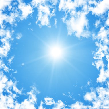 güzel beyaz bulut gökyüzü üzerinde