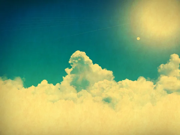 Immagine retrò del cielo nuvoloso — Foto Stock