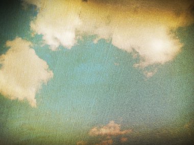 Bulutlu gökyüzünün retro resmi