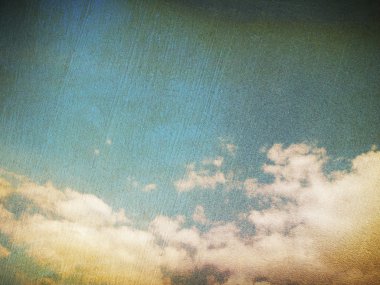 Bulutlu gökyüzünün retro resmi