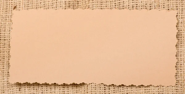 自然の黄麻布の古い紙のタグ — ストック写真