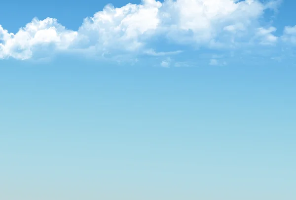 Nuages blancs dans le ciel bleu — Photo