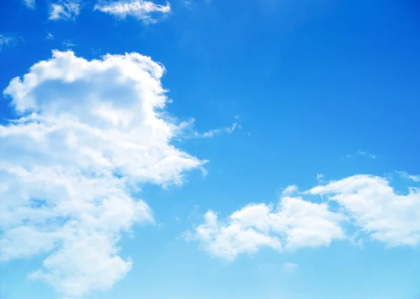 Blue sky background with tiny clouds — Stock Photo, Image