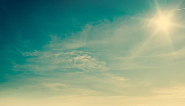 Blue sky background with tiny clouds — Stock Photo, Image